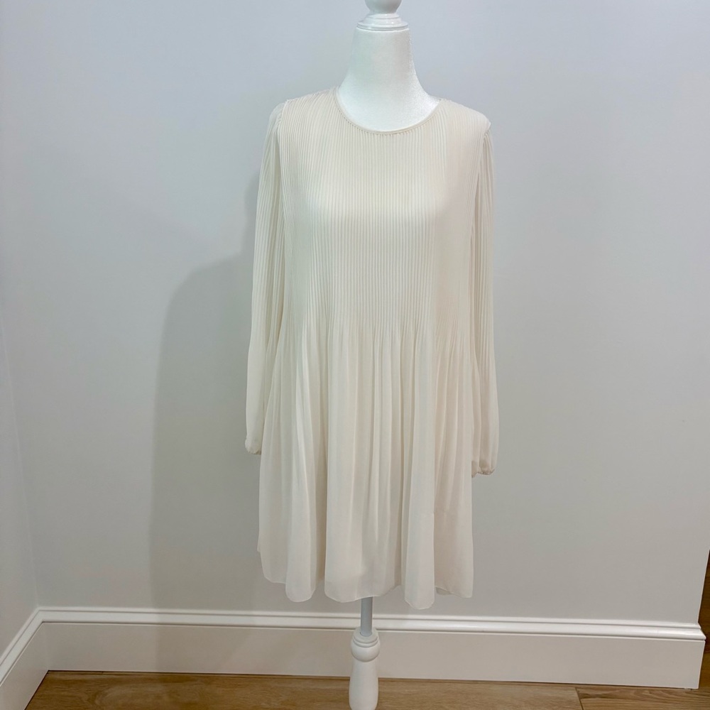 Aritzia Wilfred Cream Pleated Long-Sleeve Dress
